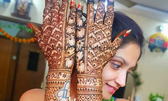 Hansraj Mehandi artist